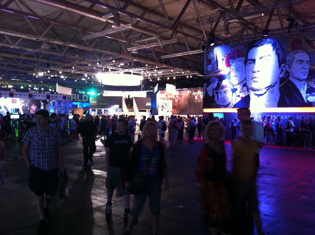 No no no, behind the OTHER Sleeping Dogs booth.